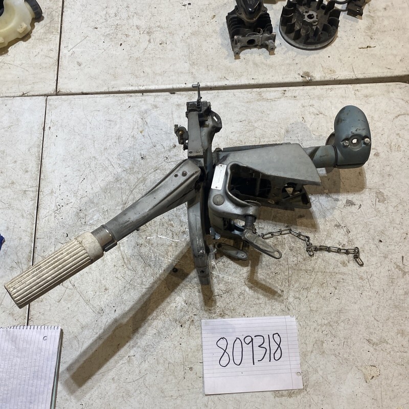Evinrude Johnson 5.5 HP Steering Assembly Complete 5522 11606