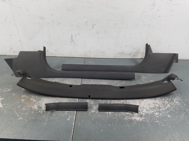 2011 Chevy Corvette C6 Grand Sport Interior Trim / Roof Header #5174 P9