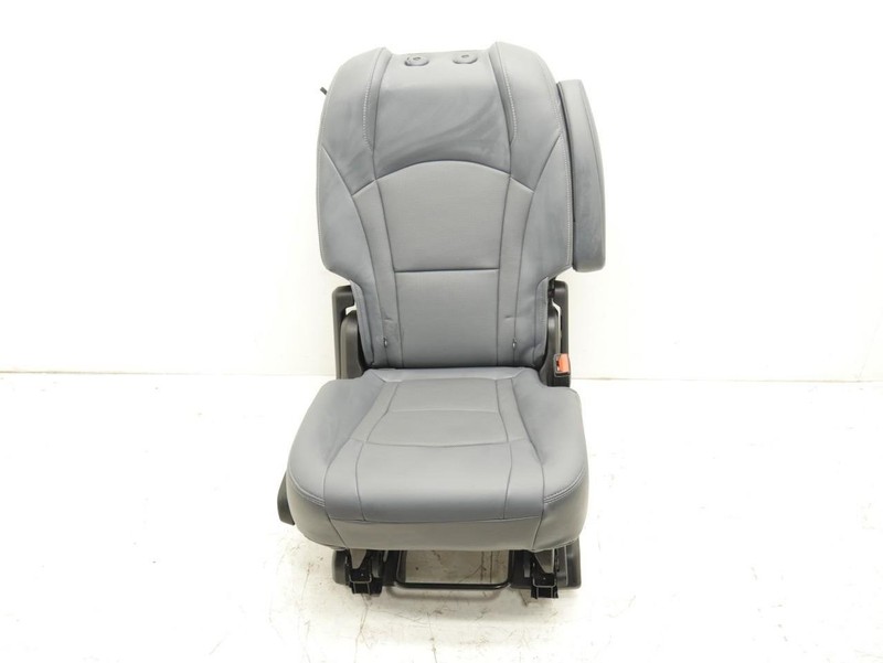 19-21 BUICK ENCLAVE REAR RIGHT RH PASSENGER 2ND ROW SEAT ASSEMBLY OEM *HKE GRAY*