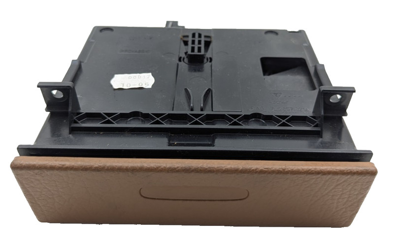 03-10 Porsche Cayenne 955 957 Center Dash Console Tray 7L5857321A brown