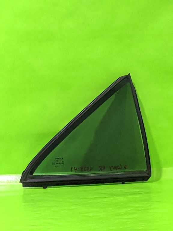 15 16 17 CAMRY PASSENGER RIGHT REAR VENT GLASS OEM 4328-47