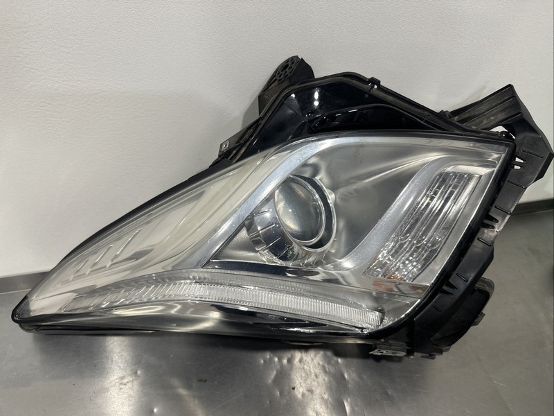 13 Thru 2017 Cadillac XTS HID XENON Headlight Lamp Passenger Right RH 23310992