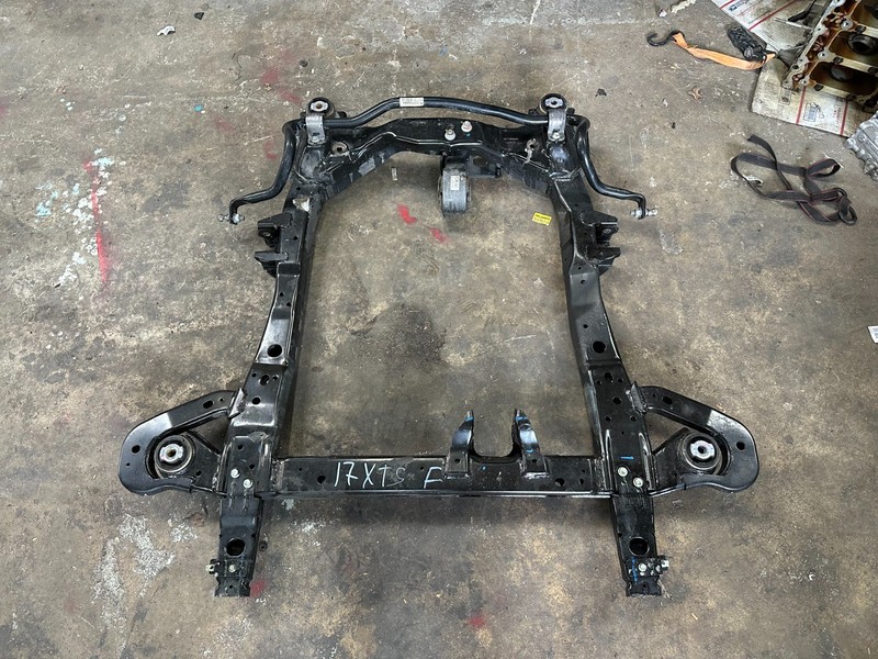 15-19 CADILLAC XTS - FRONT FRAME SUBFRAME CROSSMEMBER ENGINE CRADLE OEM
