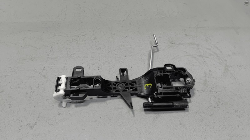 Toyota Avalon Front Passenger Side Door Exterior Handle Base Bracket OEM 2019-22