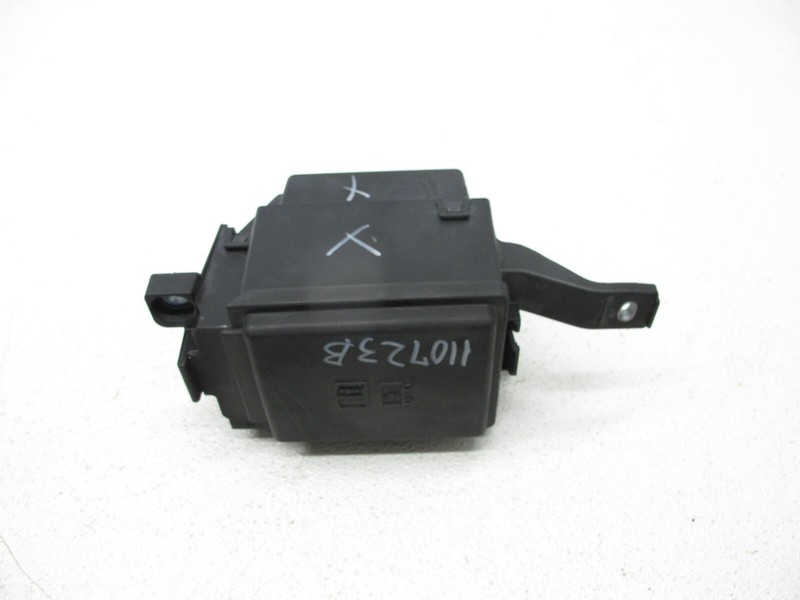 16-23 JAGUAR X260 XF 17-20 XE ENGINE FUSE BOX RELAY JUNCTION MODULE OEM 110723 2
