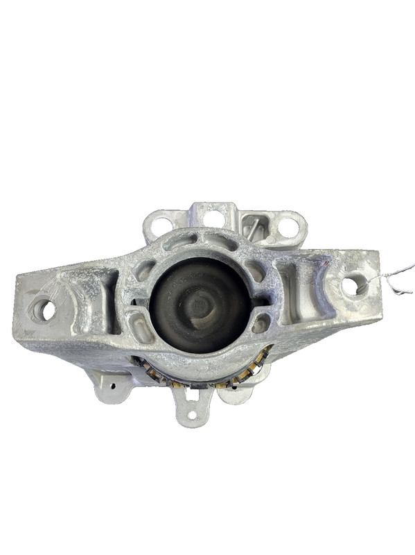 2021-2025 Chevrolet Trailblazer Right Engine Support Mount Bracket 1.2L FWD