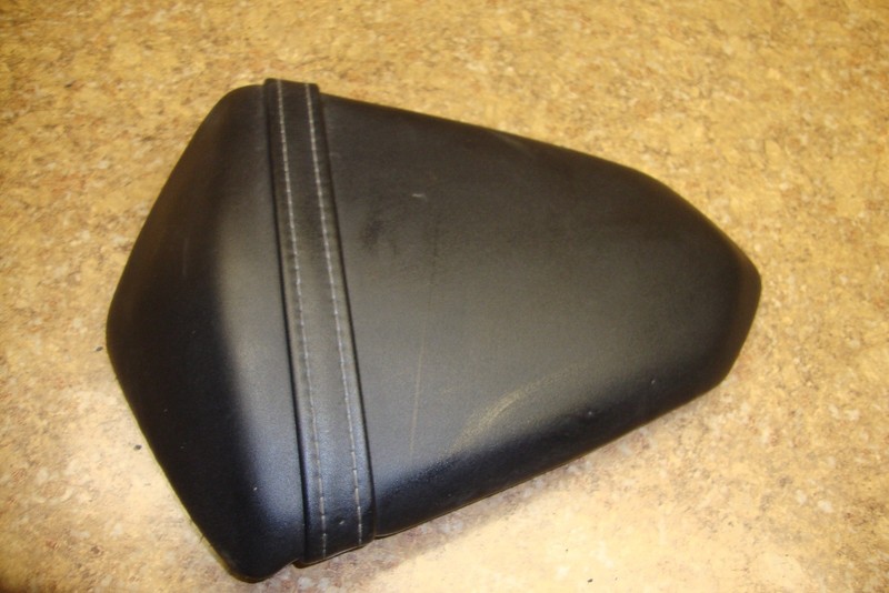 2013 Kawasaki Ninja EX300 EX 300 A Rear Back Passenger Seat EX300A