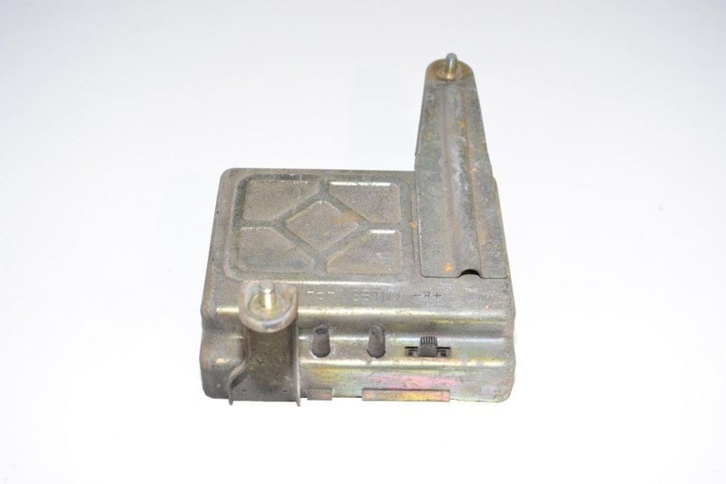 1985-1986 NISSAN 300ZX VG30 AUTOMATIC SUSPENSION LEVELING MODULE BCM