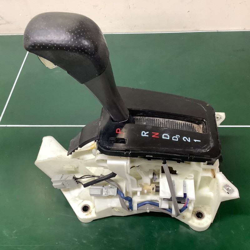06-07 Accord sedan AT Shifter Floor Shift Selector Gear Change Lever Used OEM