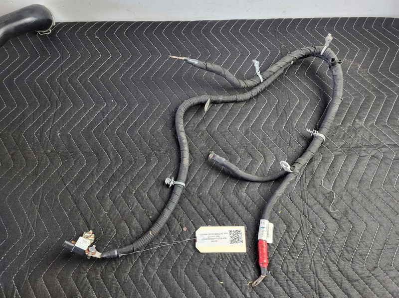2019-2021 Cadillac XT4 Battery Positive & Negative Cable Harness OEM 84524838