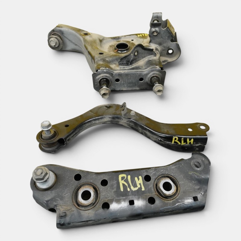 2020-2025 NISSAN SENTRA SR Rear Left Suspension Upper Lower Control Arm Set Oem