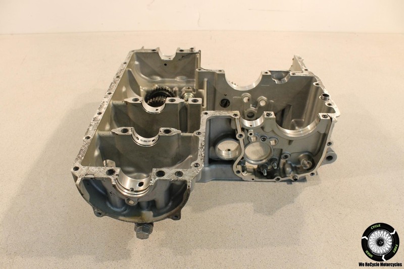 2002 Kawasaki Voyager XII ZG1200B LOWER ENGINE MOTOR CRANKCASE CRANK BLOCK ZG 02