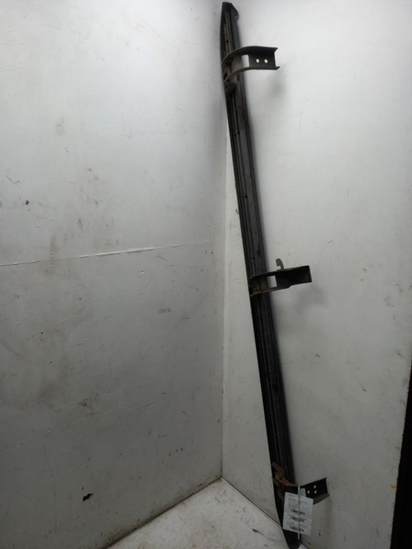 09 TOYOTA SIENNA LE PASSENGER RIGHT RUNNING BOARD