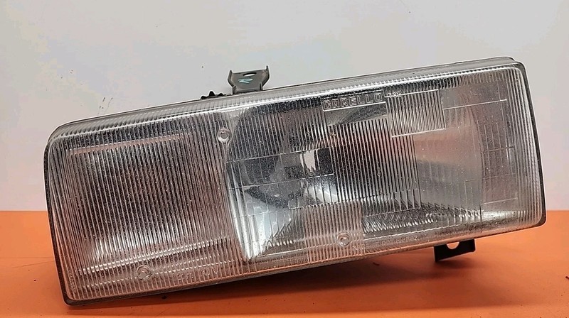 1987 - 93 CADILLAC ALLANTE PASSENGER HEADLIGHT OEM RIGHT HALOGEN RH RF