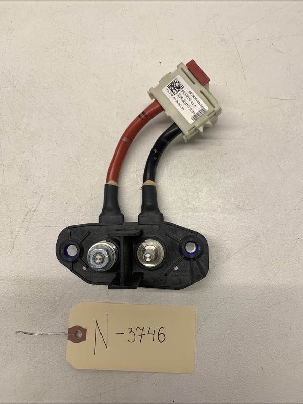 Tesla Model Y/3 Battery Cable Connectors 12V DC 1478576-01-A OEM 3746 B26