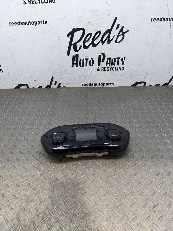 Temperature Control Automatic Temperature Control Nismo Fits 15-17 JUKE 1167048
