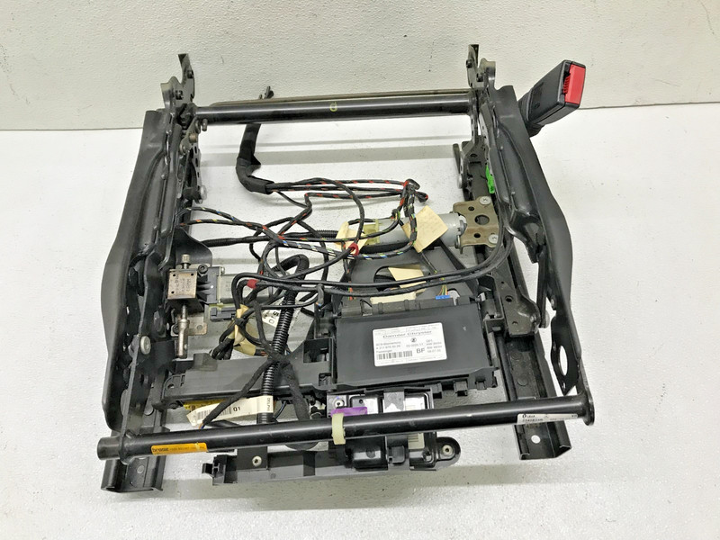 05 - 11 Mercedes R171 SLK280 Front Right Passenger Seat Rail Track Frame Motor