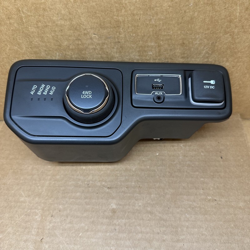 2017-2020 Jeep Renegade 4X4 Sport Four Wheel Drive Switch OEM 7356897220