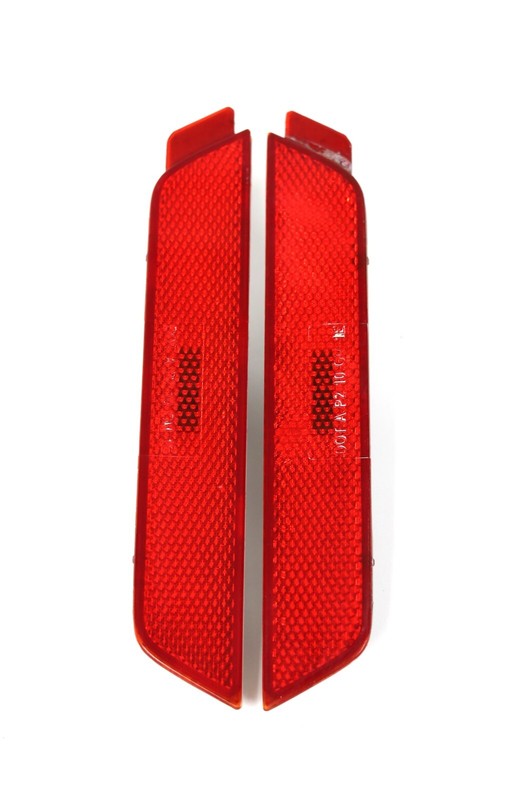 Driver And Passenger Side Rear Side Marker Lamp For 2010-2015 Chevrolet Camaro