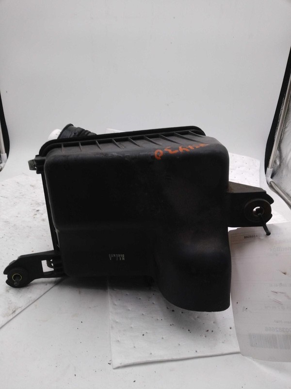 Used Air Cleaner Assembly fits: 2002 Hyundai Xg seriesGrade A