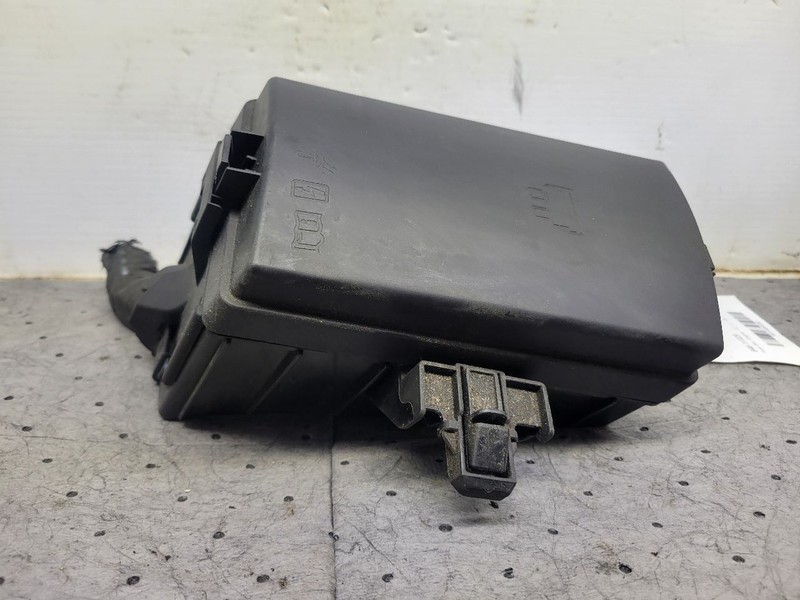 Fuse Box Engine Compartment Fits 15-20 AUDI A3 1685530