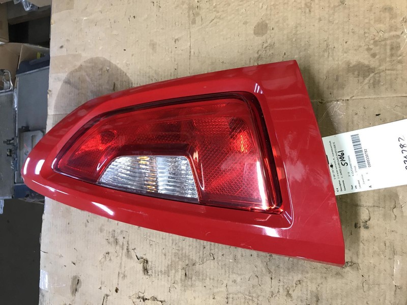 2013 SOUL passenger Taillight (red outer surround) incandescent bulb OEM 13