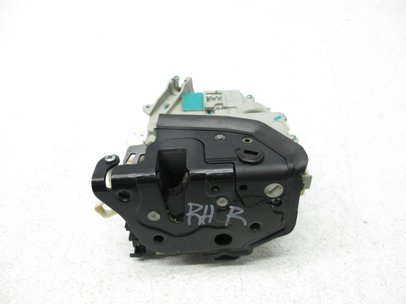 10-20 AUDI 8R Q5 A4 S4 A3 A8 Q3 Q7 DOOR LATCH LOCK ACTUATOR OEM REAR RIGHT 08222