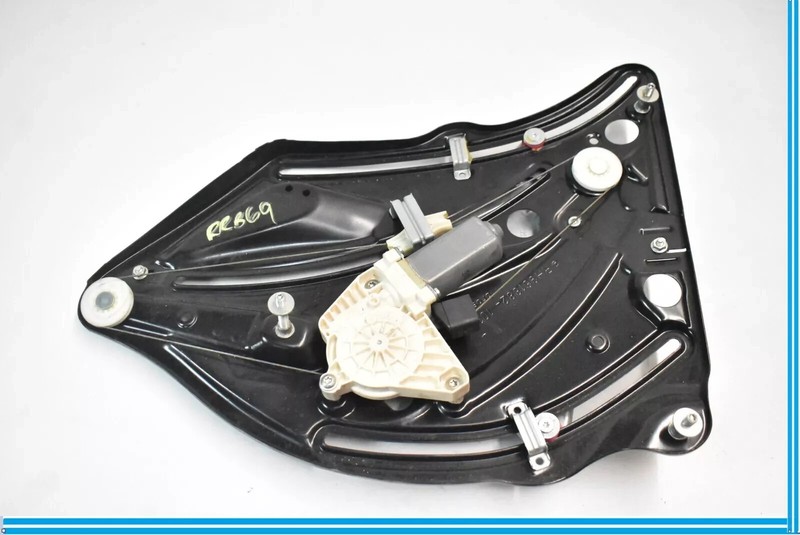 Mercedes W207 E550 E400 Coupe Rear Passenger Side Window Regulator w/Motor OEM