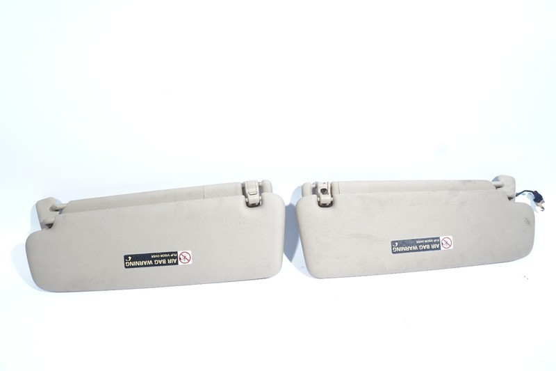 2004 -2007 VOLKSWAGEN TOUAREG 7L SUN VISOR SET OF 2 OEM