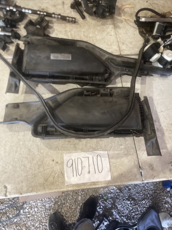 04-10 BMW E60 Cabin FilterCover Housing Wiper Cowl Assembly 525i
