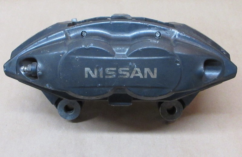 USED 2003-2009 OEM NISSAN 350Z AKEBONO FRONT RIGHT BRAKE CALIPER #4502