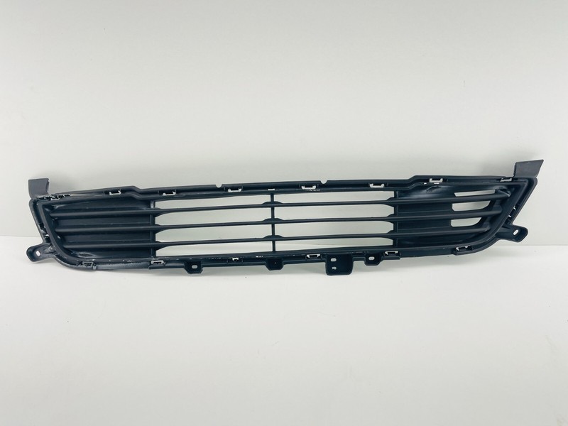 13-21 Mitsubishi Outlander Front LOWER Radiator Bumper Grille Grill Mesh OEM