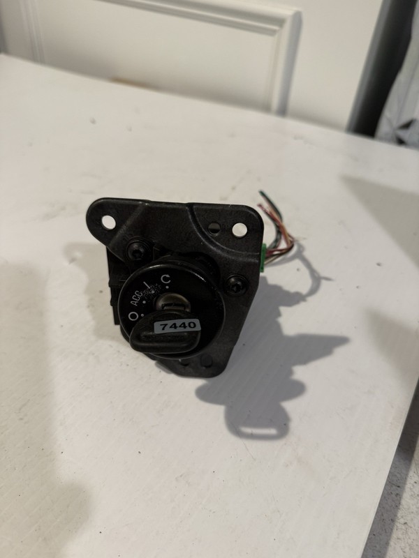 Ignition Switch Lock Cylinder With Key Fits 04-12 CHEVROLET MALIBU p36-202594