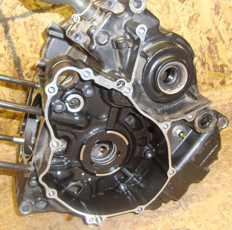 2012 Honda CBR250 CBR 250 R CBR250R Engine Crank Case Casing Block Motor 12