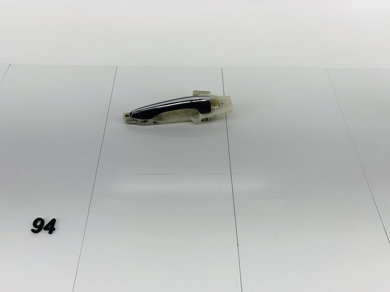 14-16 KIA CADENZA REAR LEFT SIDE EXTERIOR DOOR HANDLE PLATINUM GRAPHITE OEM