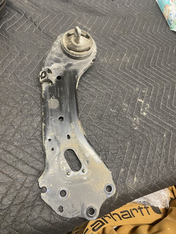 2016 Kia Optima LX Right Rear Suspension Lower Arm OEM