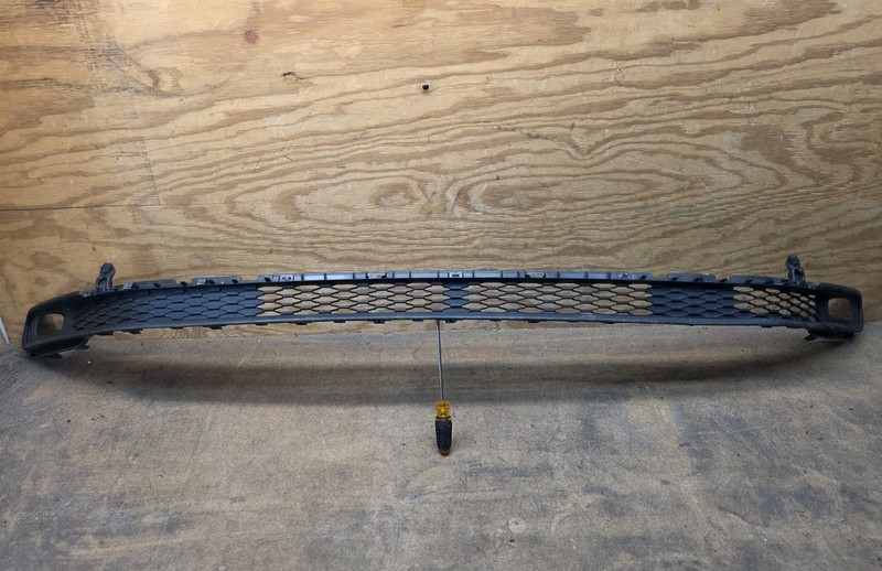 2021 2022 2023 Toyota Sienna Front Bumper Lower Cover Grille 53126-08010 OEM