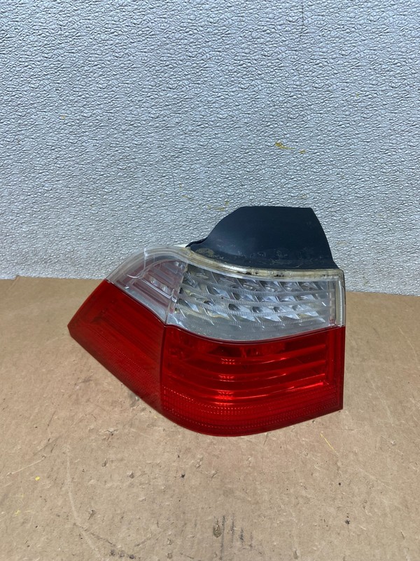 2008 - 2010 BMW 5 530i E61 Touring Right RH Inner Tail Light Oem Z6989 DG