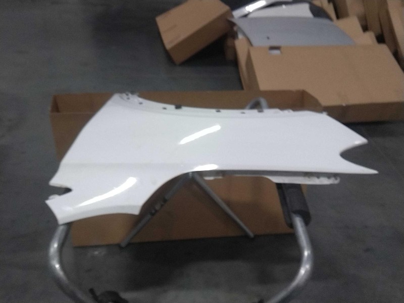 2020 Buick Encore GX Left Fender White OEM 696628 4DR SUV 60K Miles