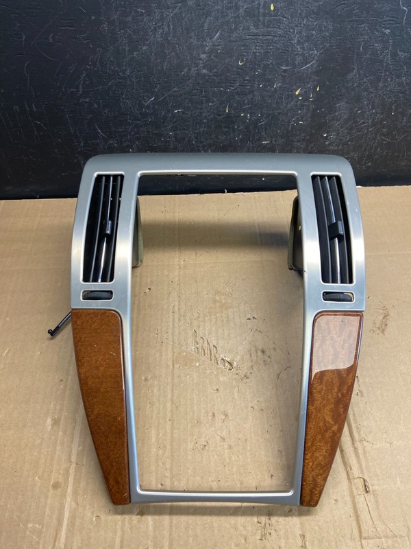 OEM 2007-2011 Cadillac STS Center Dash Trim Radio Bezel Vent Wood AD7251 DG