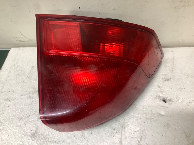 2001 2002 2003 HONDA CIVIC 4D SEDAN LEFT (driver side) OUTER TAIL LIGHT L OEM