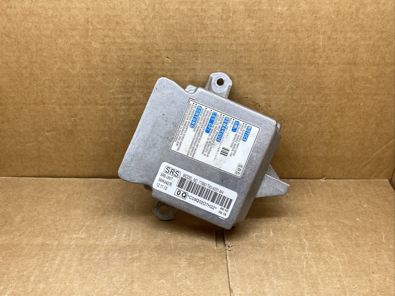 Honda Accord SRS AirBag Air Bag Control Module OEM 77960-TA0-A031-M4