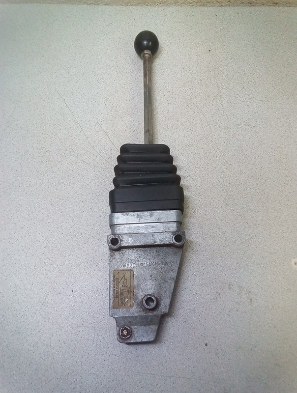 Morse Teleflex Marine Single Axis Control, Used Cosmetic Damage