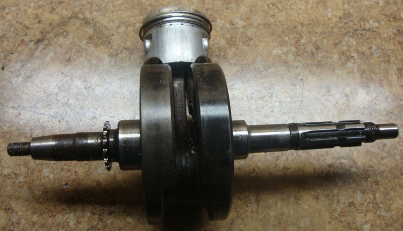 1984 Suzuki LT125 LT 125 Quad Runner Engine Crank Shaft Piston Rod Crankshaft H9