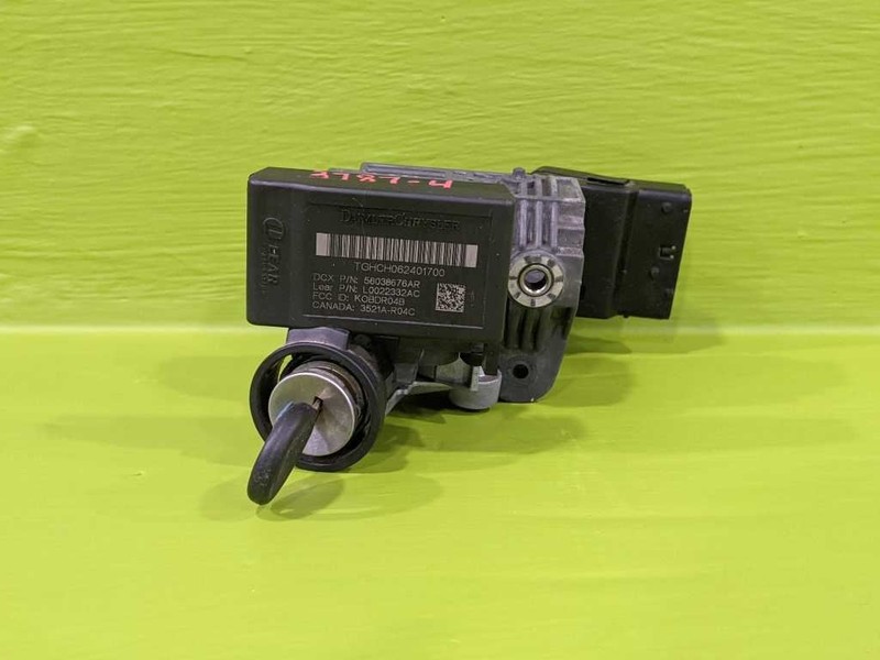 04 05 06 DURANGO IGNITION SWITCH CYLINDER HOUSING W/KEY OEM 3787-4
