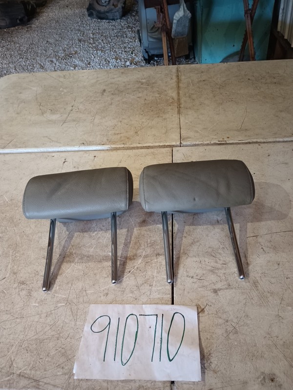 2004 - 2010 BMW E60 525i 535i 550i REAR SEAT HEADREST HEAD REST SET