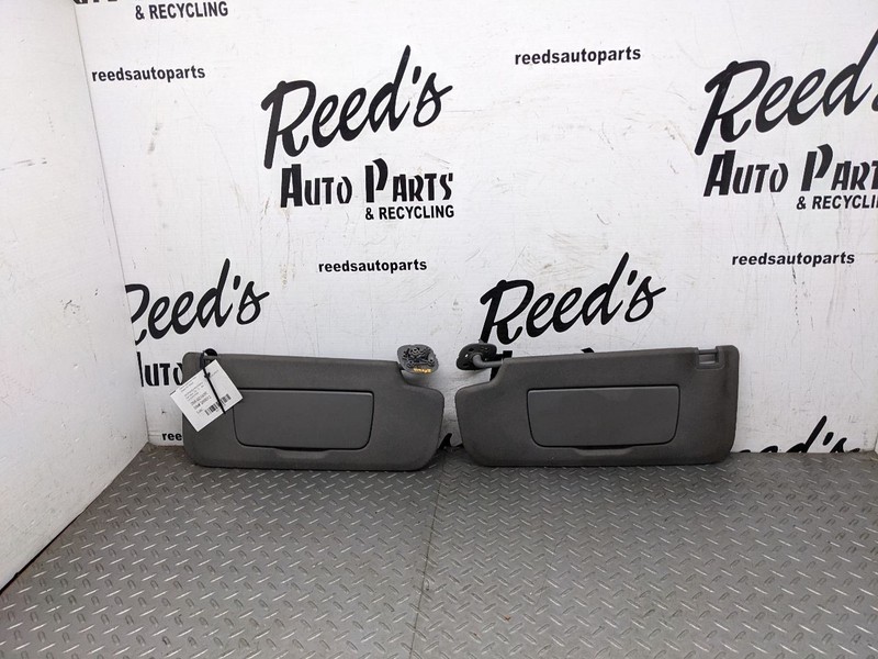 19-23 CHEVY SILVERADO SIERRA FRONT SUNVISORS SUN VISORS DRIVER PASSENGER 1169726