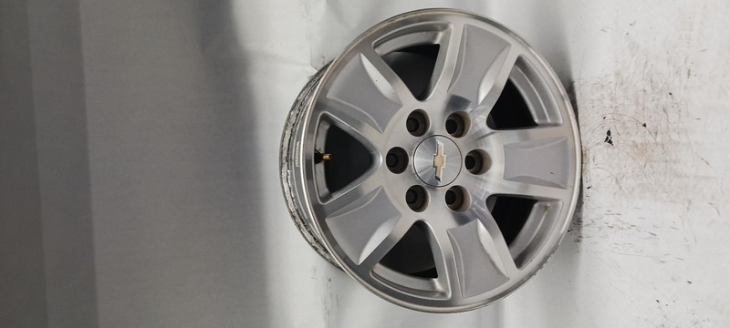 14-'19 CHEVROLET SILVERADO 1500 Wheel 17x8 5 spoke OEM Grade B
