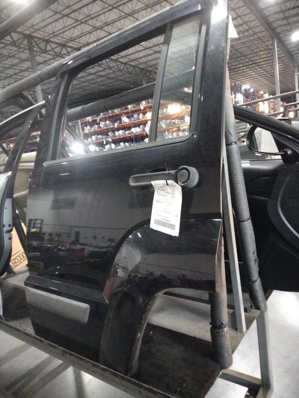 2010 Jeep Liberty Rear Left Door Black Good Condition 4DR SUV 326685
