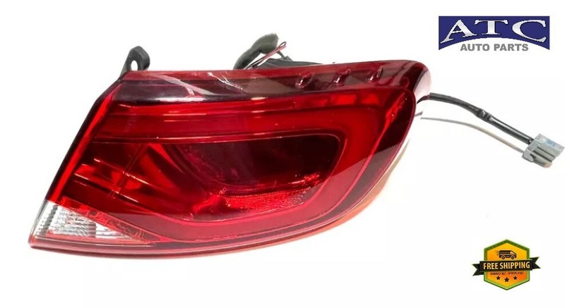 BDM92402000 Right Passenger Tail Light Assembly For 2015-2016 Chrysler 200